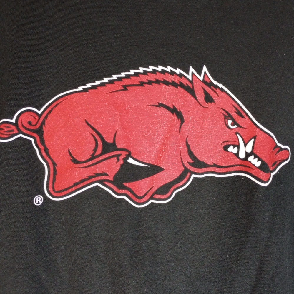 XXL 2XL Arkansas Razorbacks Black Shirt Football Basketball Baseball Sports - Picture 2 of 3